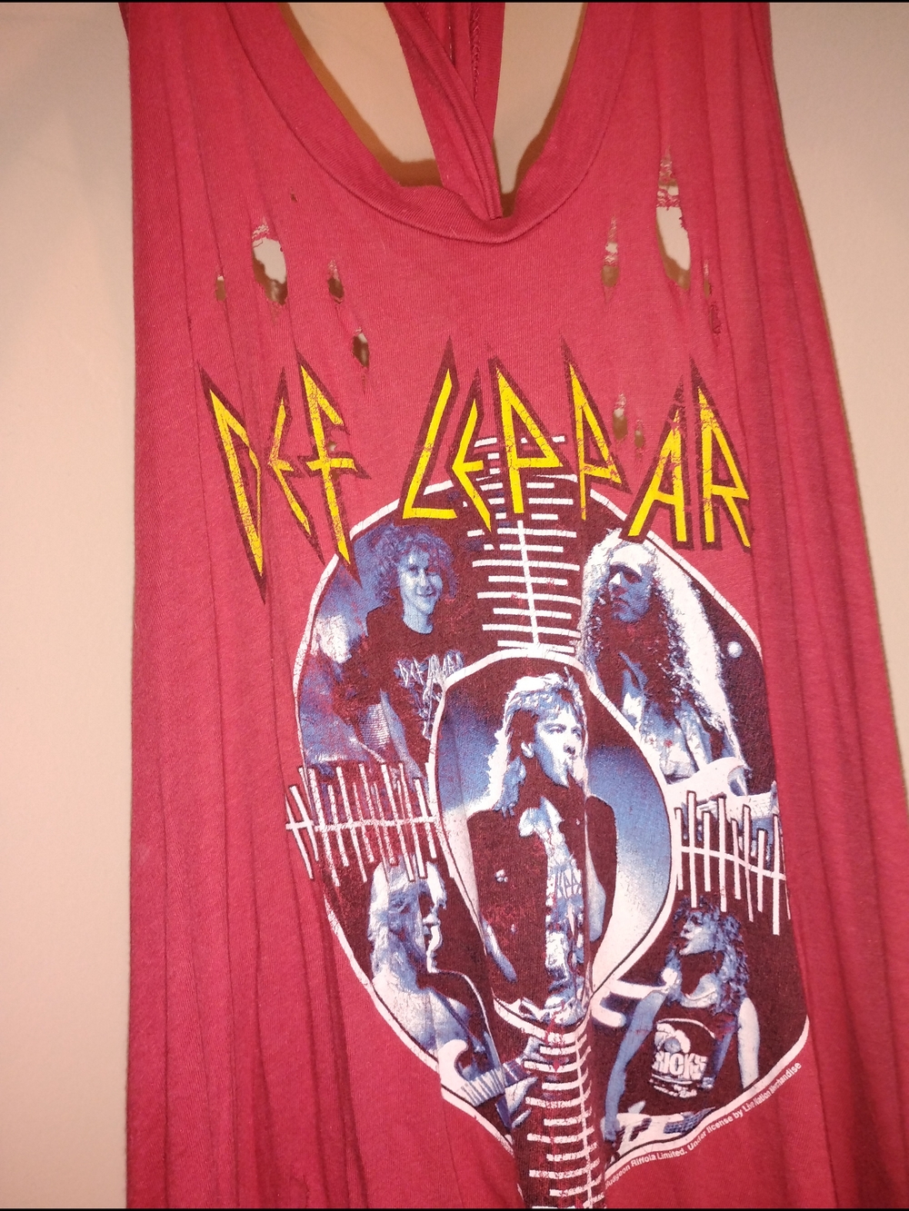 vintage-style red Def Leppard